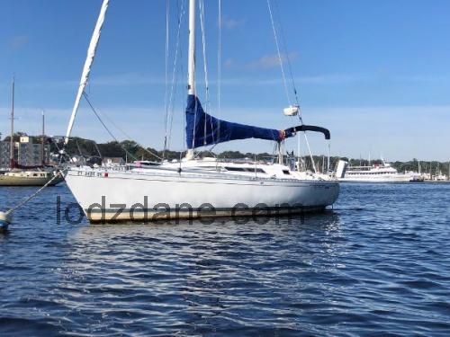 Beneteau First 345 karta techniczna i opinia